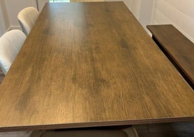 Aurora One time clean Wood table